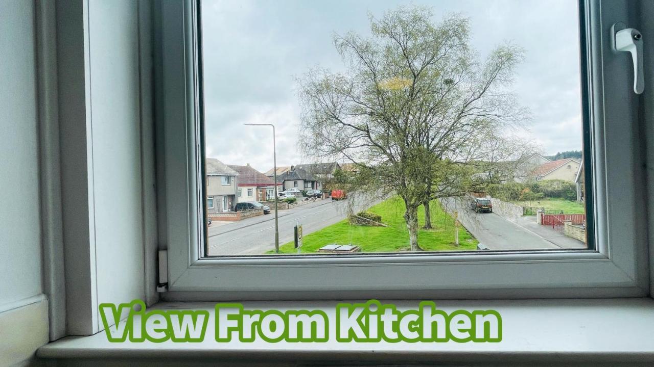2 Bedrooms Entire Apartment Self Check In Kelty Exterior photo