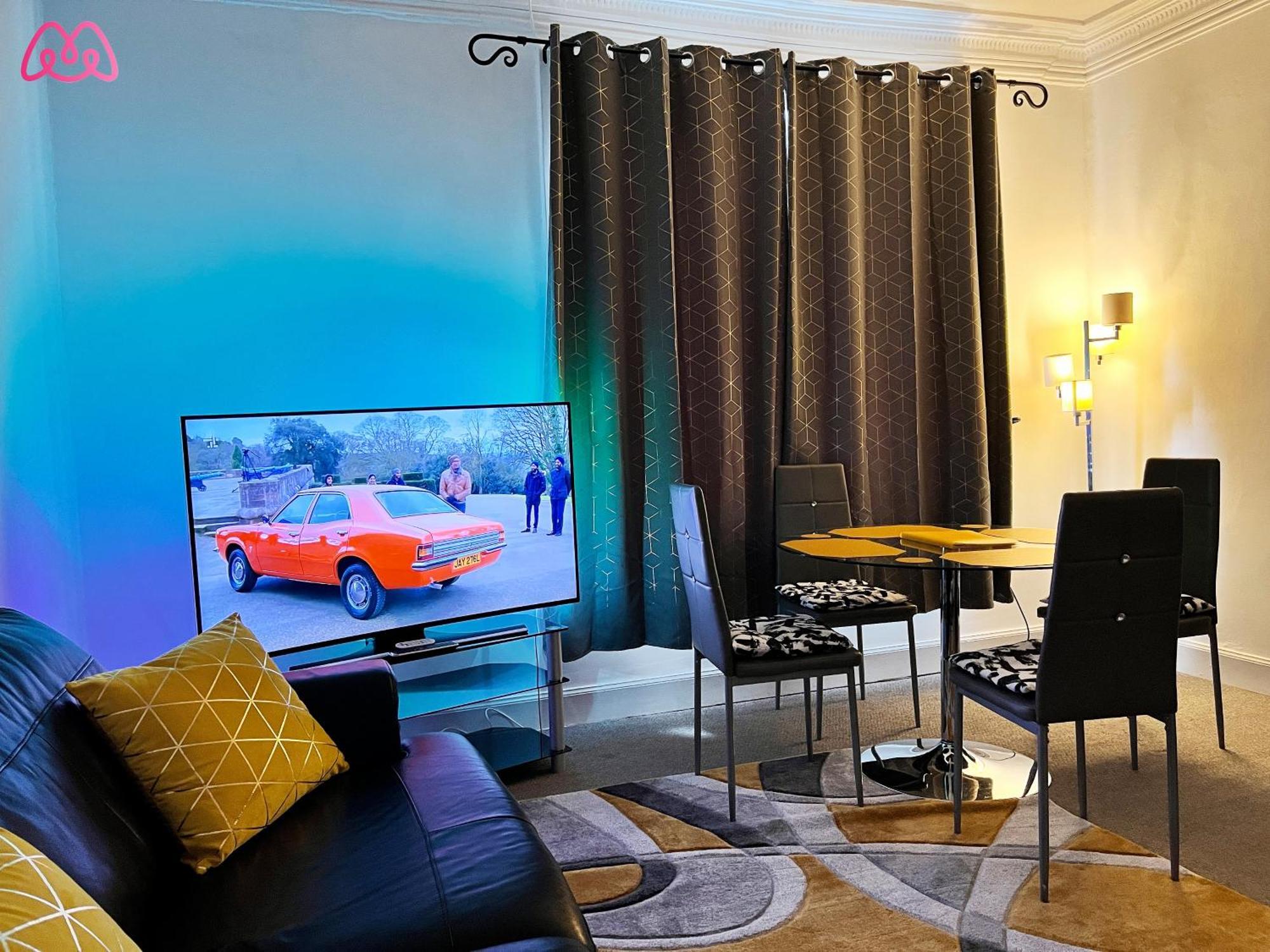 2 Bedrooms Entire Apartment Self Check In Kelty Exterior photo