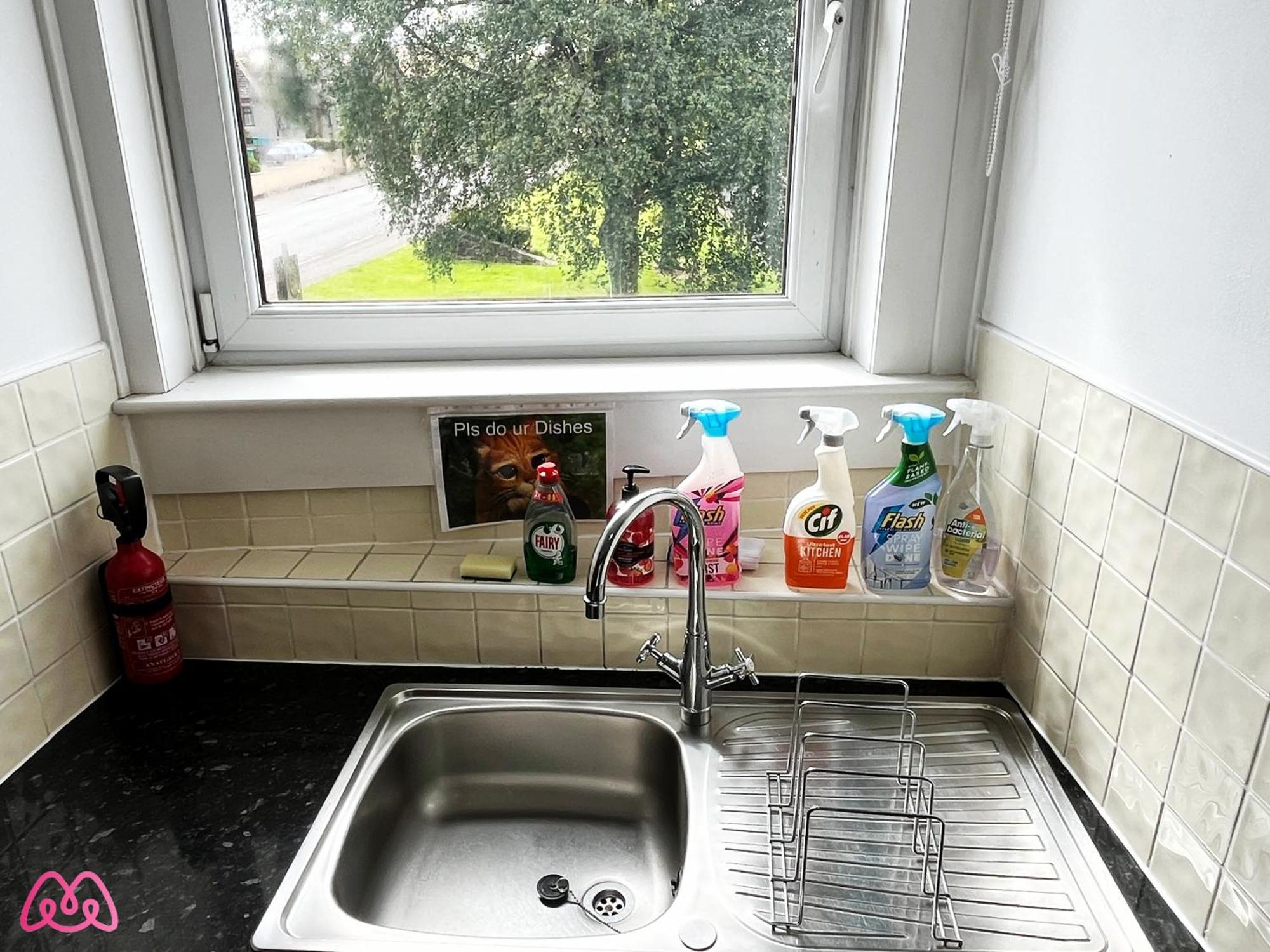 2 Bedrooms Entire Apartment Self Check In Kelty Exterior photo